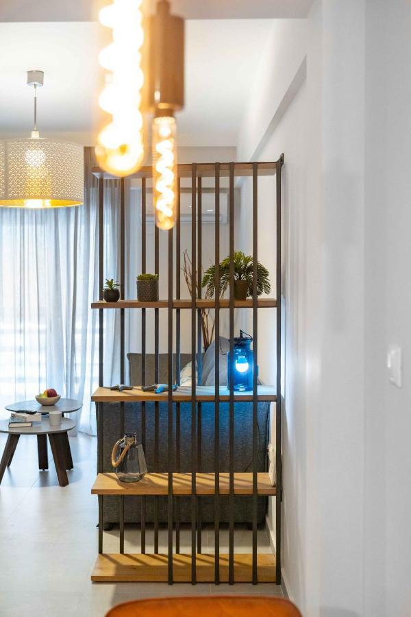 05-06 - Smart Cozy - Large 2 Bedroom, Near And Metro Athens
