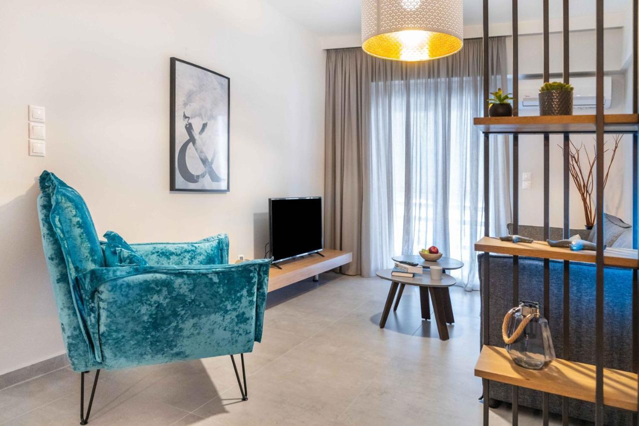 Apartment 05-06 - Smart Cozy - Large 2 Bedroom, Near And Metro Athens