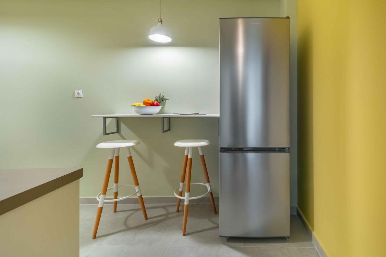 Apartment 05-06 - Smart Cozy - Large 2 Bedroom, Near And Metro Athens